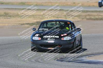 media/Oct-15-2023-CalClub SCCA (Sun) [[64237f672e]]/Group 4/Race/